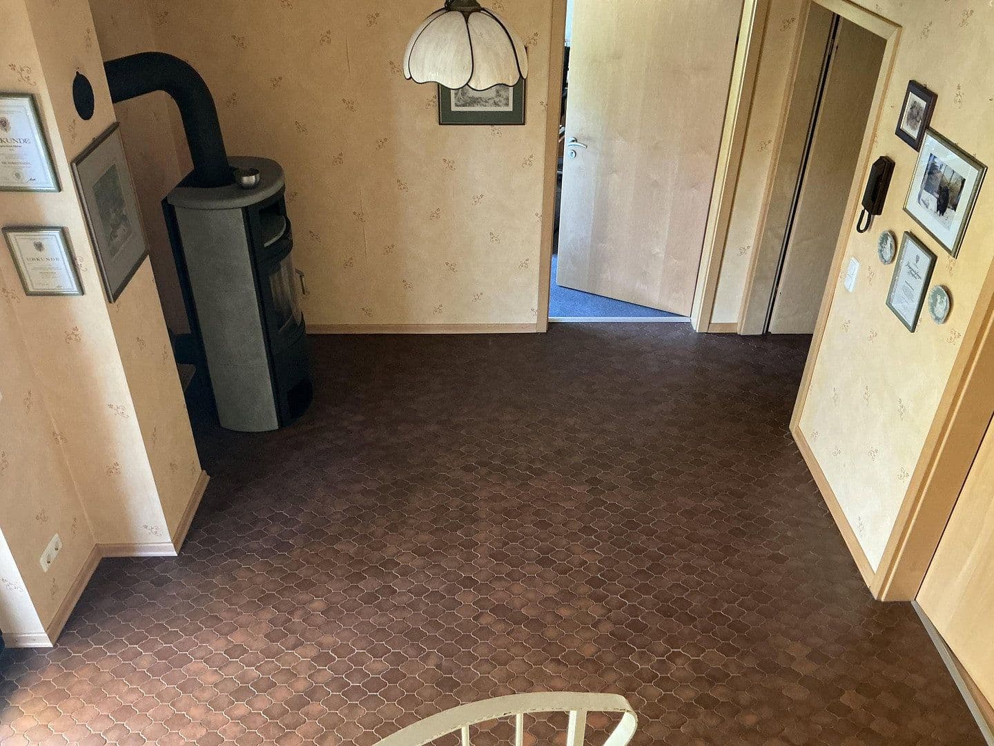Prodej domu 218 m², pozemek 661 m², Wiesenstraße 10, Eltville am Rhein, Hessen Prodej domu 218 m², pozemek 661 m², Wiesenstraße 10, Eltville am Rhein, Hessen