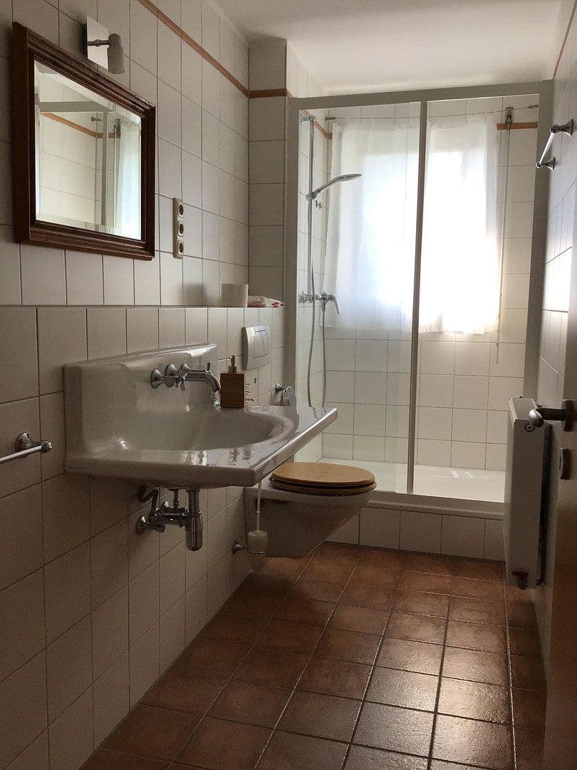 Prodej bytu 6+1 145 m², Wiesenstraße 8, Eltville am Rhein, Hessen Prodej bytu 6+1 145 m², Wiesenstraße 8, Eltville am Rhein, Hessen