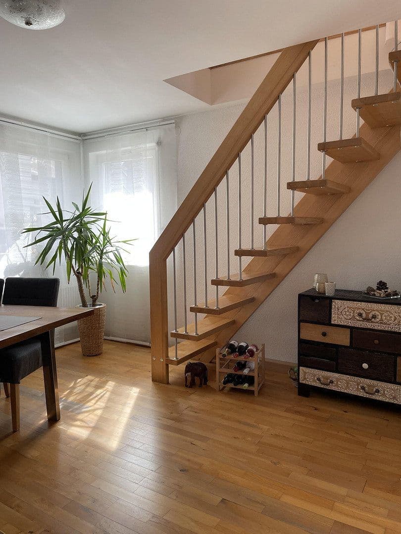 Prodej bytu 6+1 145 m², Wiesenstraße 8, Eltville am Rhein, Hessen Prodej bytu 6+1 145 m², Wiesenstraße 8, Eltville am Rhein, Hessen