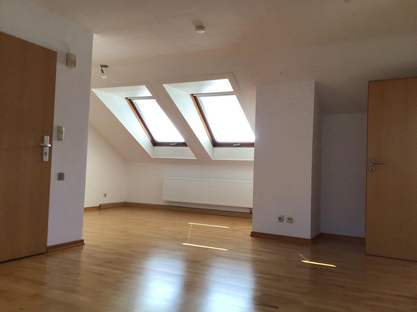 Prodej bytu 6+1 145 m², Wiesenstraße 8, Eltville am Rhein, Hessen Prodej bytu 6+1 145 m², Wiesenstraße 8, Eltville am Rhein, Hessen