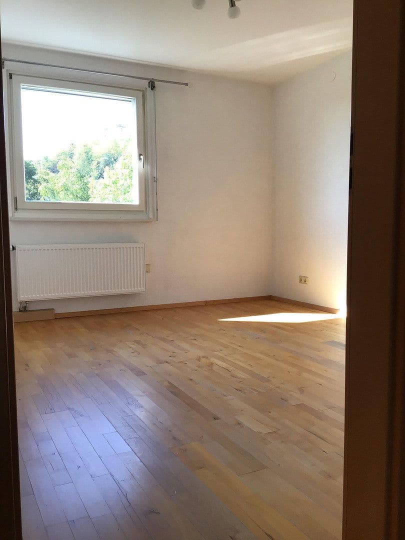 Prodej bytu 6+1 145 m², Wiesenstraße 8, Eltville am Rhein, Hessen Prodej bytu 6+1 145 m², Wiesenstraße 8, Eltville am Rhein, Hessen