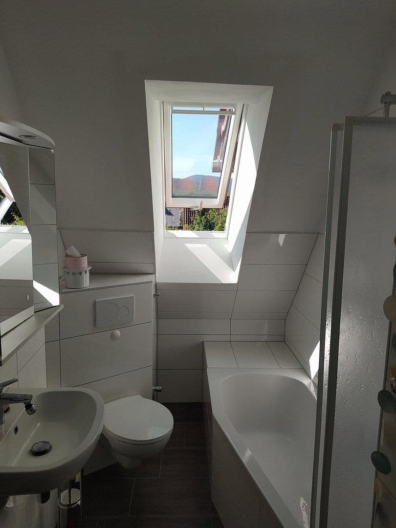 Prodej bytu 2+kk 55 m², Wennigsen (Deister), Dolní Sasko Prodej bytu 2+kk 55 m², Wennigsen (Deister), Dolní Sasko