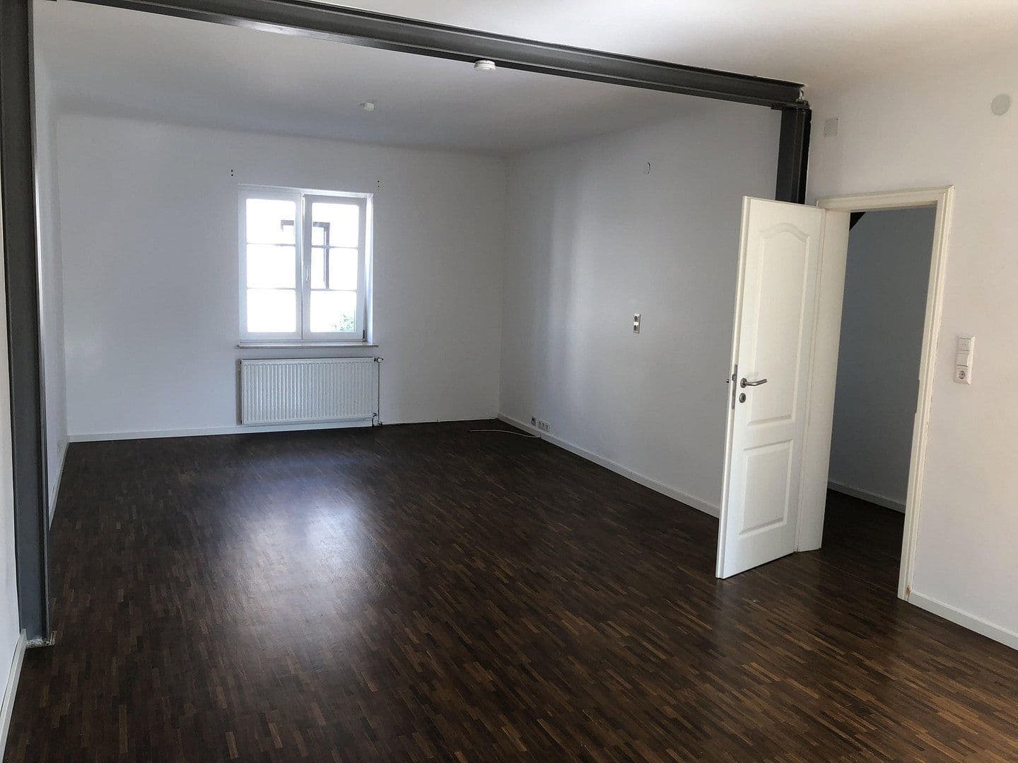 Pronájem domu 160 m², pozemek 200 m², Fellbach, Bádensko-Württembersko Pronájem domu 160 m², pozemek 200 m², Fellbach, Bádensko-Württembersko
