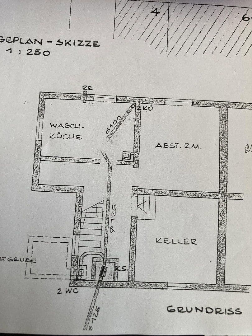 Pronájem domu 160 m², pozemek 200 m², Fellbach, Bádensko-Württembersko Pronájem domu 160 m², pozemek 200 m², Fellbach, Bádensko-Württembersko