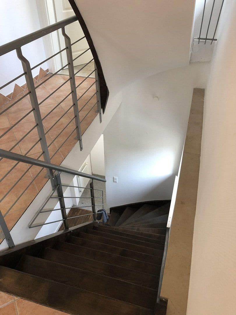 Pronájem domu 160 m², pozemek 200 m², Fellbach, Bádensko-Württembersko Pronájem domu 160 m², pozemek 200 m², Fellbach, Bádensko-Württembersko