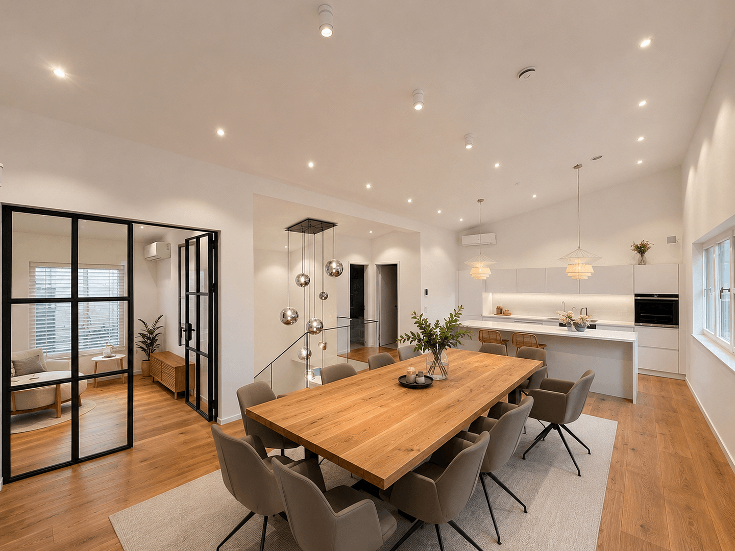 Pronájem domu 323 m², pozemek 551 m², Gelnhausen, Hessen Pronájem domu 323 m², pozemek 551 m², Gelnhausen, Hessen