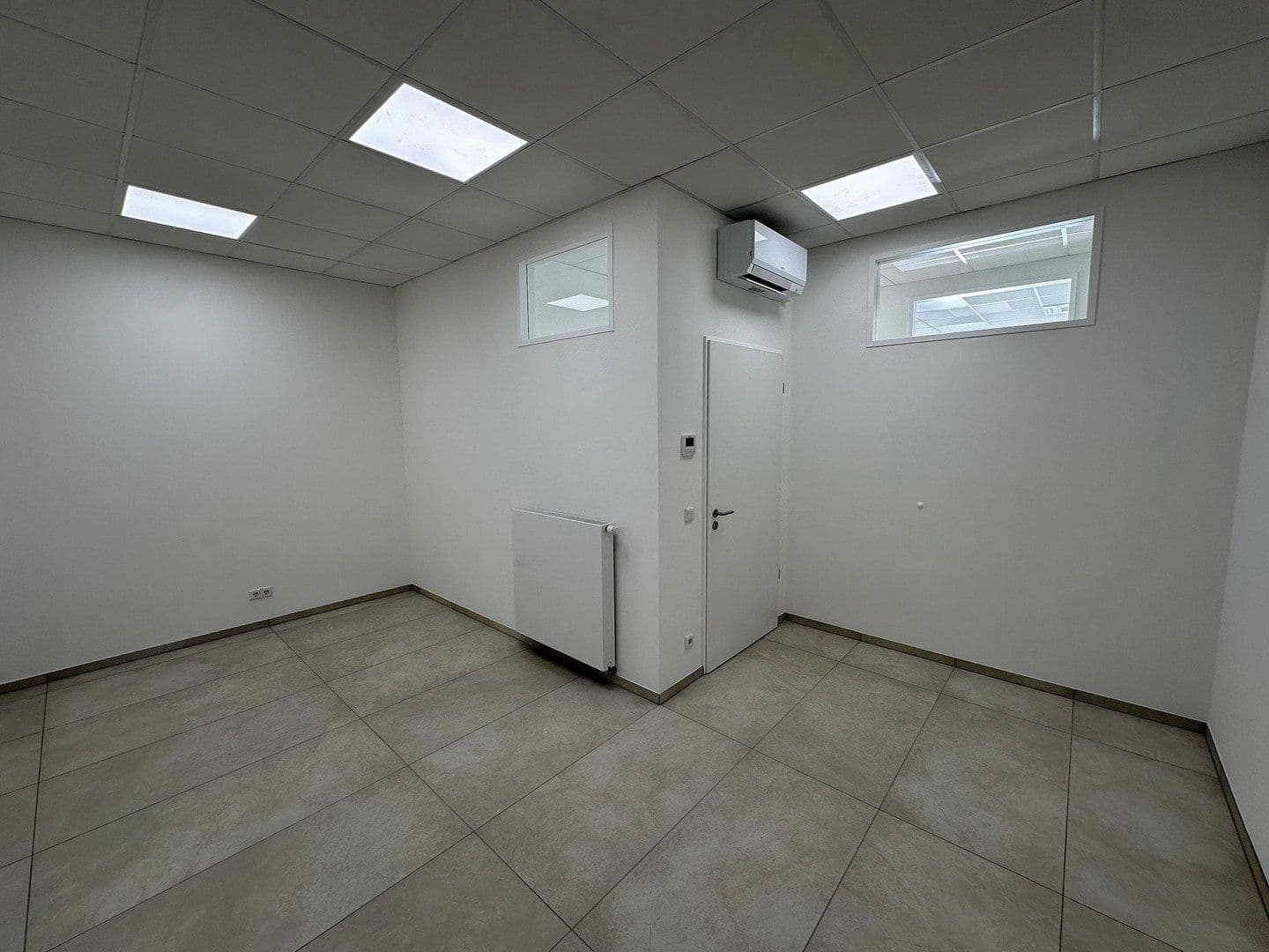 Pronájem kanceláře 162 m², Karl-Schurz-Straße, Paderborn, Severní Porýní-Vestfálsko Pronájem kanceláře 162 m², Karl-Schurz-Straße, Paderborn, Severní Porýní-Vestfálsko