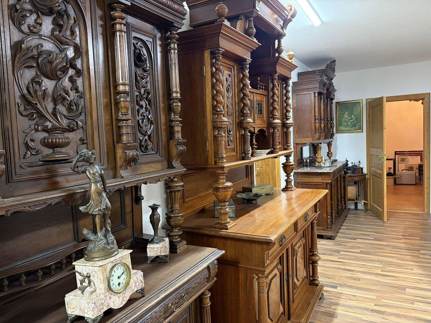 Prodej domu 655 m², pozemek 865 m², Lindenstr. 18, Brahlstorf, Mecklenburg-Vorpommern Prodej domu 655 m², pozemek 865 m², Lindenstr. 18, Brahlstorf, Mecklenburg-Vorpommern