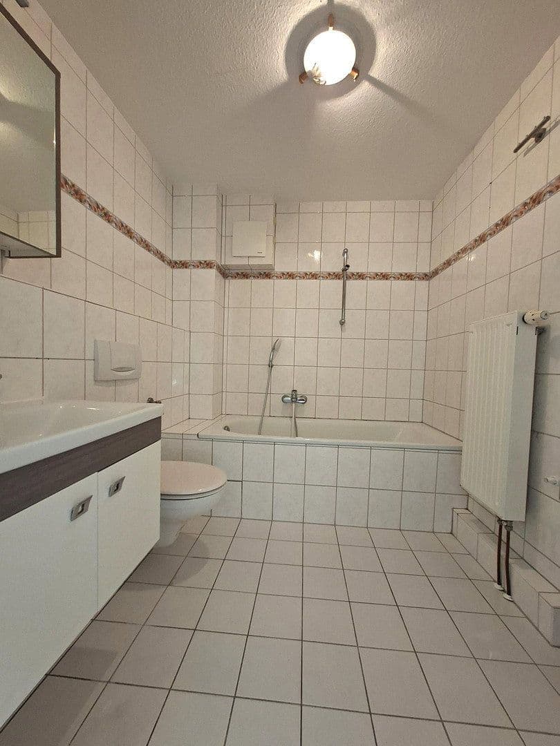 Prodej bytu 3+1 70 m², Neustadter Ring 8, Ludwigshafen am Rhein, Porýní-Falc Prodej bytu 3+1 70 m², Neustadter Ring 8, Ludwigshafen am Rhein, Porýní-Falc