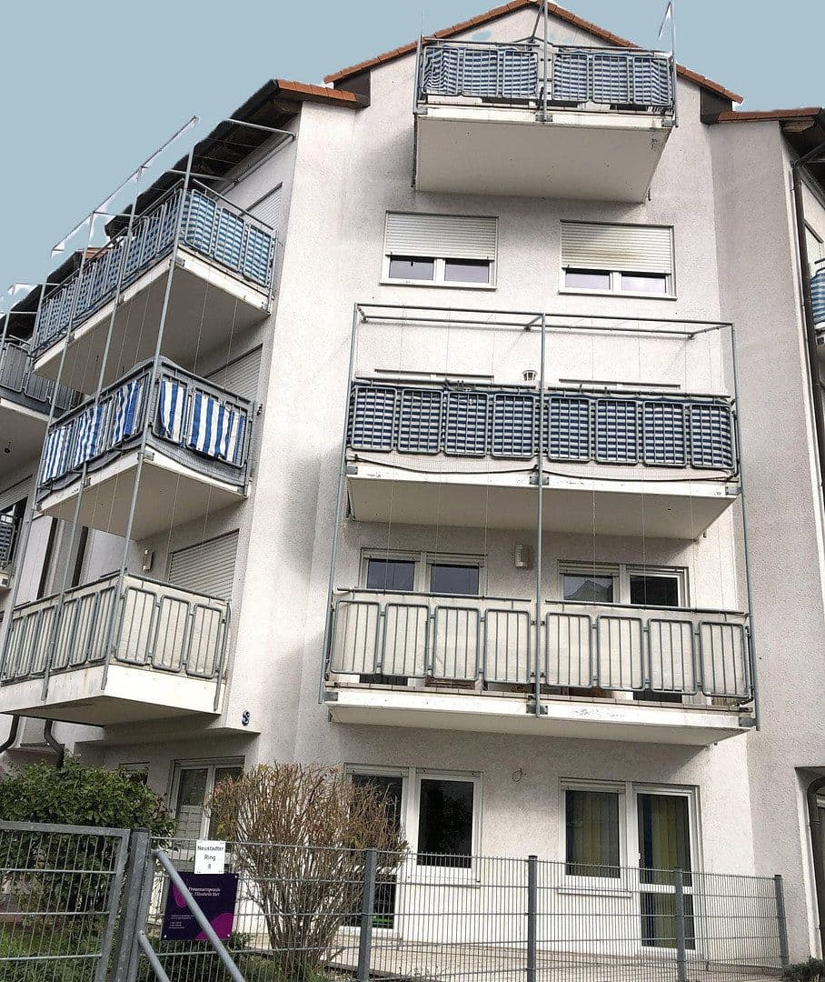 Prodej bytu 3+1 70 m², Neustadter Ring 8, Ludwigshafen am Rhein, Porýní-Falc Prodej bytu 3+1 70 m², Neustadter Ring 8, Ludwigshafen am Rhein, Porýní-Falc