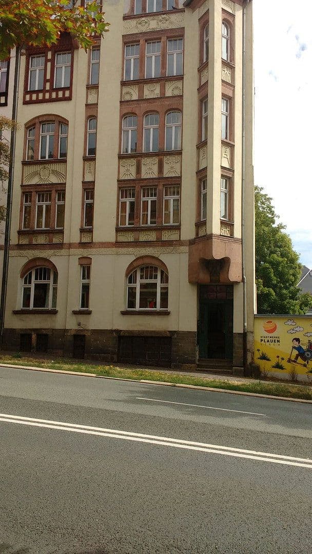 Prodej bytu 4+1 90 m², Martin Lutherstr 12, Plauen, Sasko Prodej bytu 4+1 90 m², Martin Lutherstr 12, Plauen, Sasko