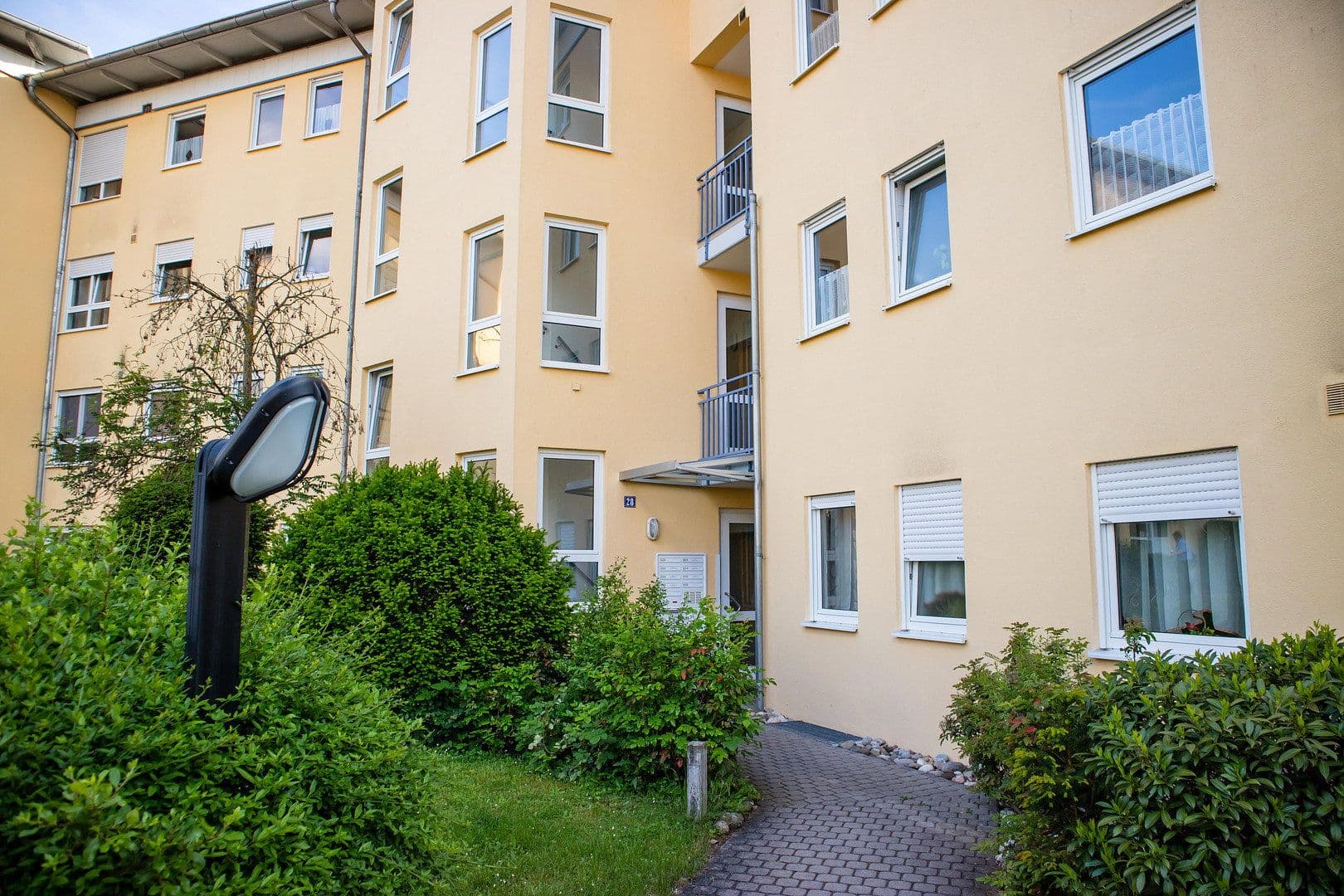 Pronájem bytu 3+1 90 m², Makarenkostraße 28, Nürnberg, Bavorsko Pronájem bytu 3+1 90 m², Makarenkostraße 28, Nürnberg, Bavorsko