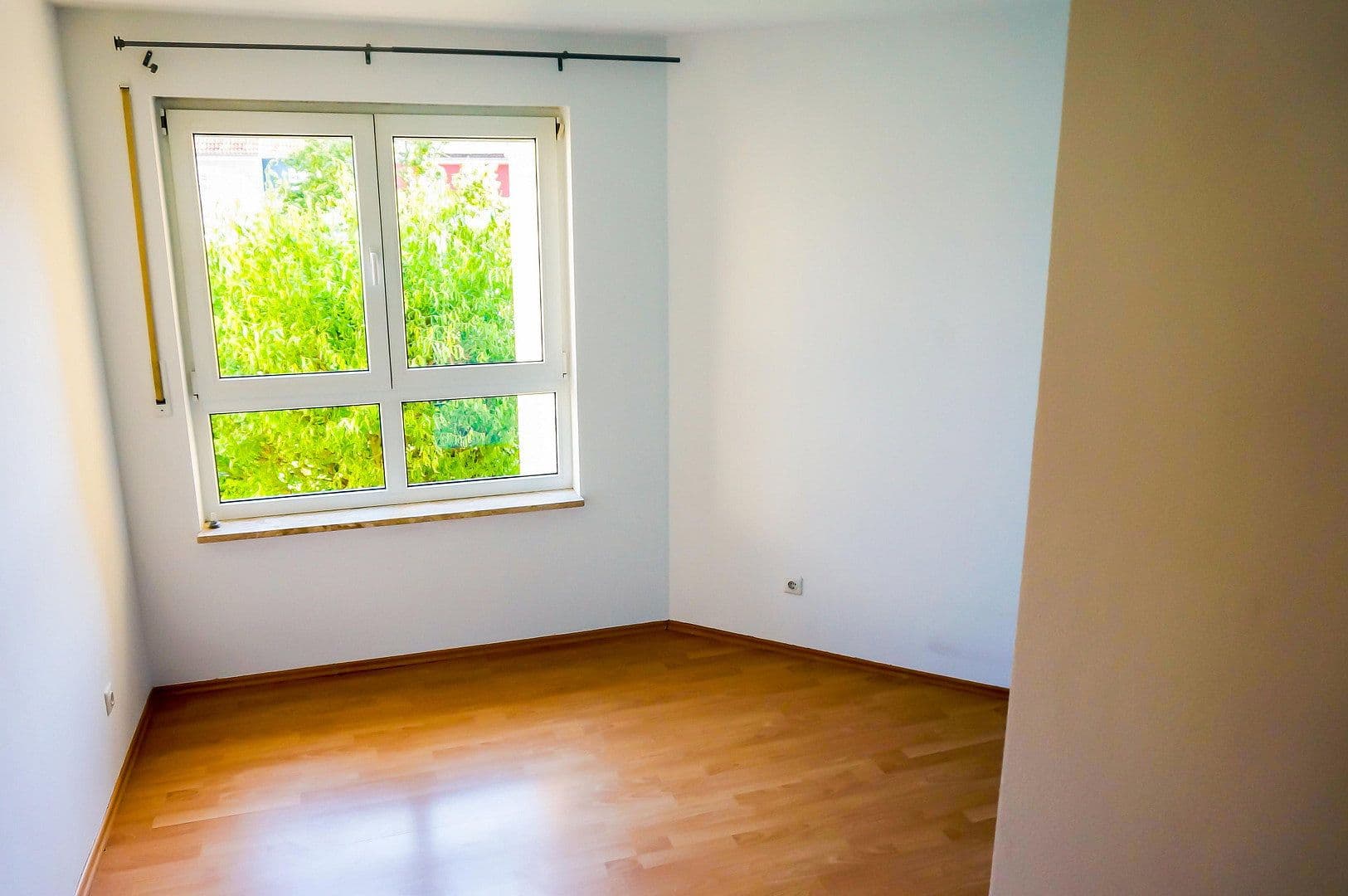 Pronájem bytu 3+1 90 m², Makarenkostraße 28, Nürnberg, Bavorsko Pronájem bytu 3+1 90 m², Makarenkostraße 28, Nürnberg, Bavorsko