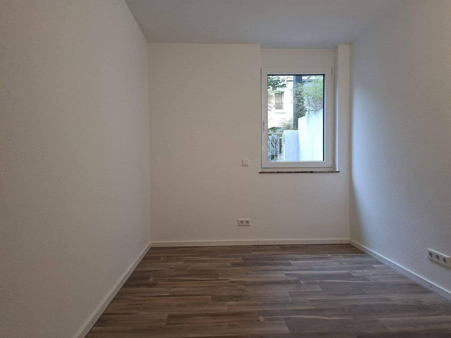 Pronájem bytu 3+1 82 m², Heidelberg, Bádensko-Württembersko Pronájem bytu 3+1 82 m², Heidelberg, Bádensko-Württembersko