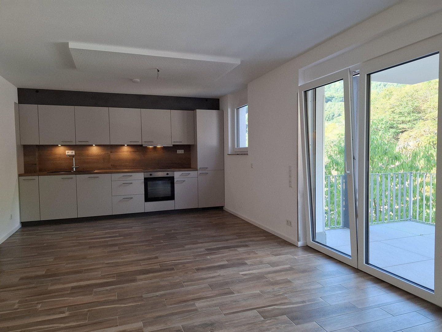Pronájem bytu 3+1 82 m², Heidelberg, Bádensko-Württembersko Pronájem bytu 3+1 82 m², Heidelberg, Bádensko-Württembersko