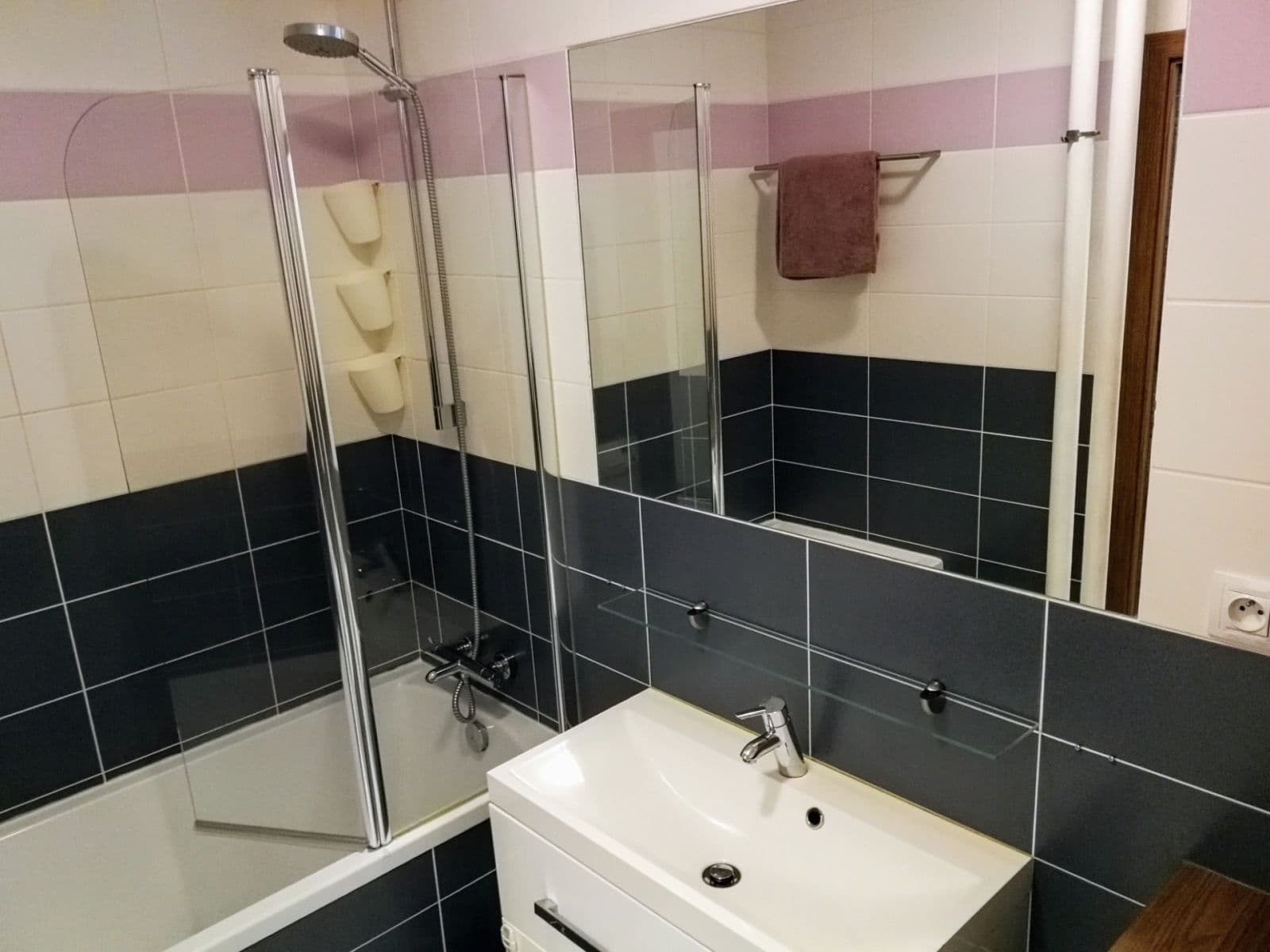 Pronájem bytu 2+1 55 m², Nad Vodovodem, Praha, Praha Pronájem bytu 2+1 55 m², Nad Vodovodem, Praha, Praha