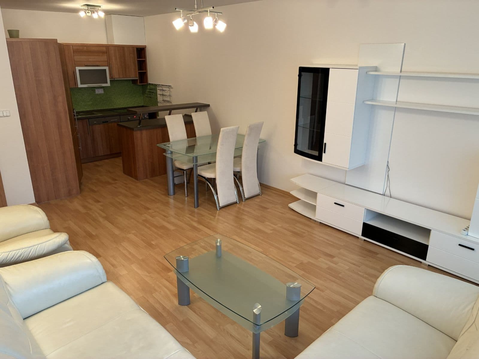 Pronájem bytu 2+kk 64 m², Chlebovická, Praha, Praha Pronájem bytu 2+kk 64 m², Chlebovická, Praha, Praha