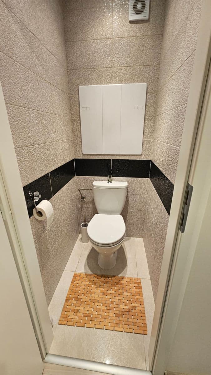 Pronájem bytu 2+kk 54 m², Milánská, Praha, Praha Pronájem bytu 2+kk 54 m², Milánská, Praha, Praha