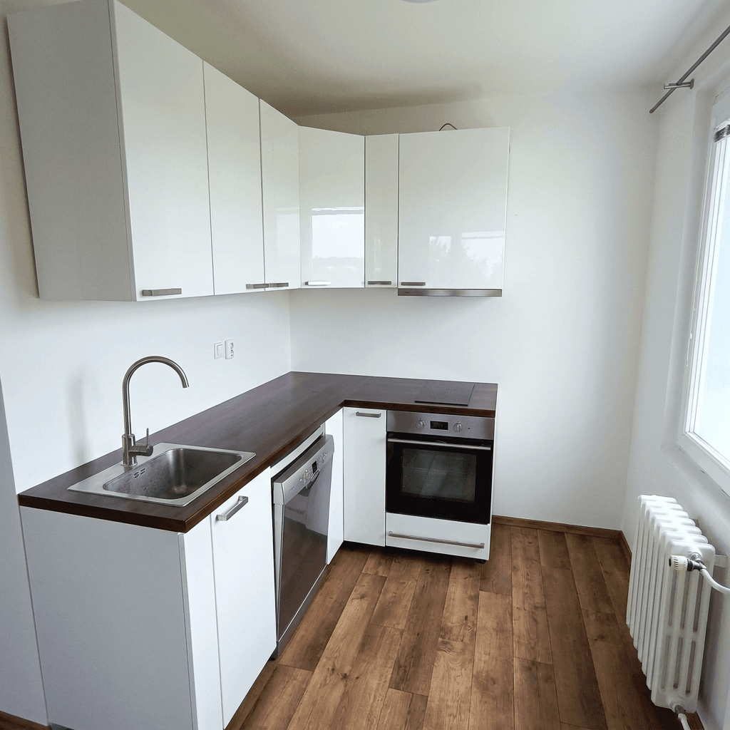 Prodej bytu 1+1 41 m², Okružní, Slaný, Středočeský kraj Prodej bytu 1+1 41 m², Okružní, Slaný, Středočeský kraj