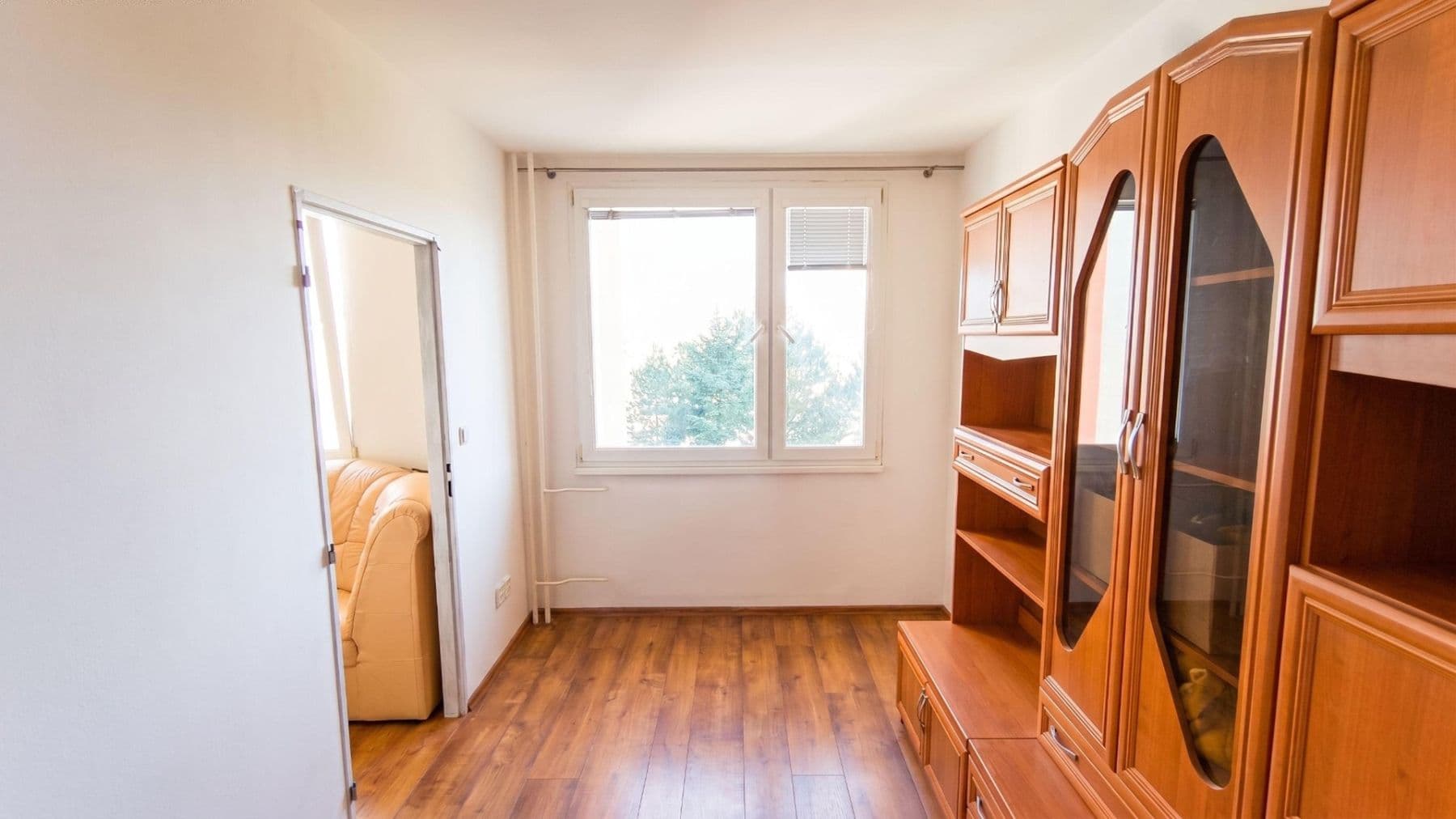 Prodej bytu 1+1 41 m², Okružní, Slaný, Středočeský kraj Prodej bytu 1+1 41 m², Okružní, Slaný, Středočeský kraj