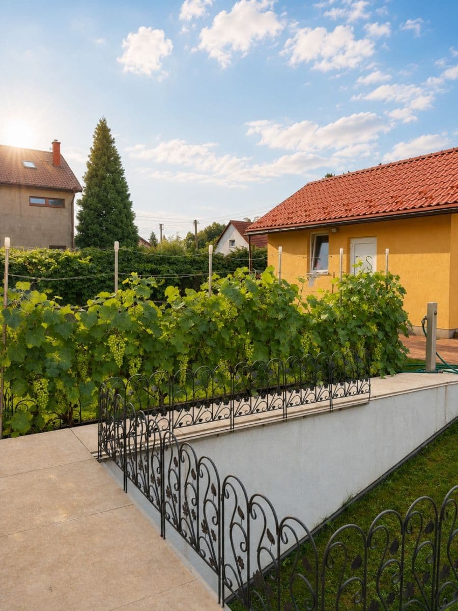 Prodej domu 254 m², pozemek 1.030 m², Zahradní, Libiš, Středočeský kraj Prodej domu 254 m², pozemek 1.030 m², Zahradní, Libiš, Středočeský kraj