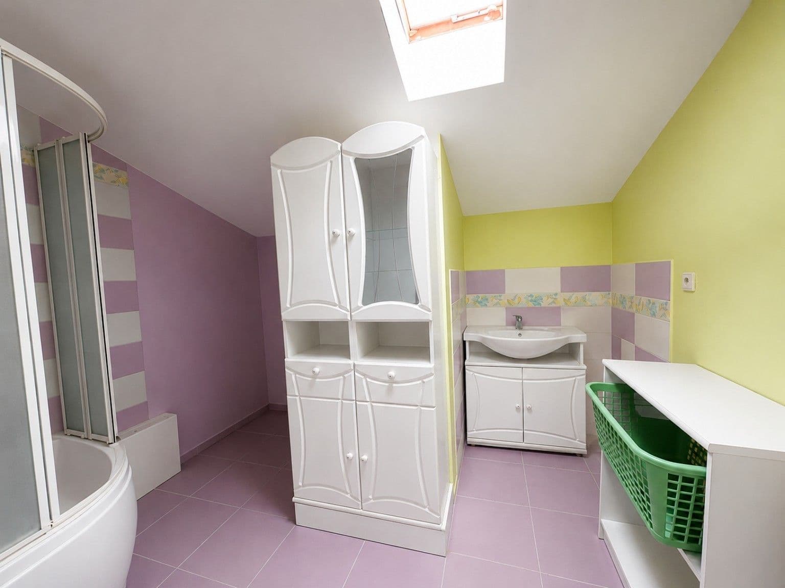 Prodej domu 254 m², pozemek 1.030 m², Zahradní, Libiš, Středočeský kraj Prodej domu 254 m², pozemek 1.030 m², Zahradní, Libiš, Středočeský kraj