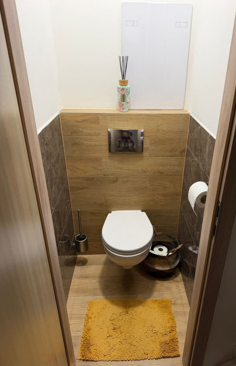 Pronájem bytu 2+1 54 m², V Úžlabině, Praha, Praha Pronájem bytu 2+1 54 m², V Úžlabině, Praha, Praha