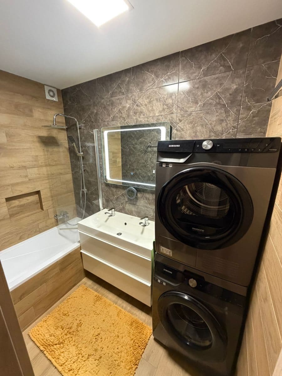 Pronájem bytu 2+1 54 m², V Úžlabině, Praha, Praha Pronájem bytu 2+1 54 m², V Úžlabině, Praha, Praha