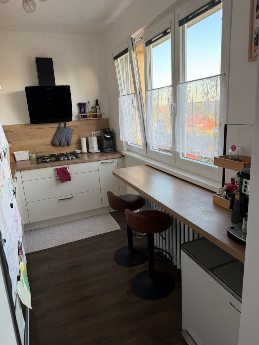 Pronájem bytu 2+1 54 m², V Úžlabině, Praha, Praha Pronájem bytu 2+1 54 m², V Úžlabině, Praha, Praha