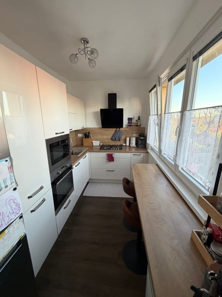Pronájem bytu 2+1 54 m², V Úžlabině, Praha, Praha Pronájem bytu 2+1 54 m², V Úžlabině, Praha, Praha