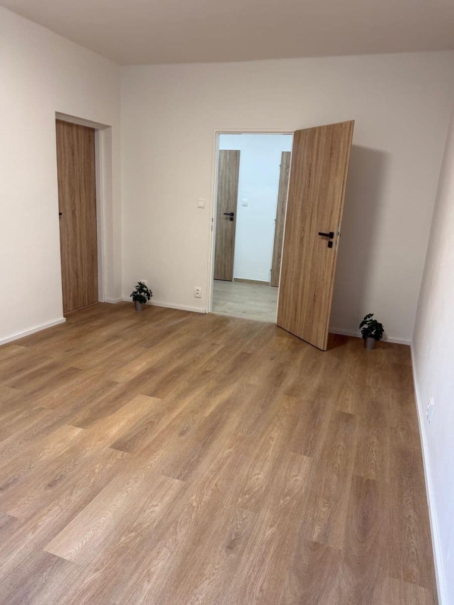 Pronájem bytu 2+1 56 m², Provaznická, Ostrava, Moravskoslezský kraj Pronájem bytu 2+1 56 m², Provaznická, Ostrava, Moravskoslezský kraj