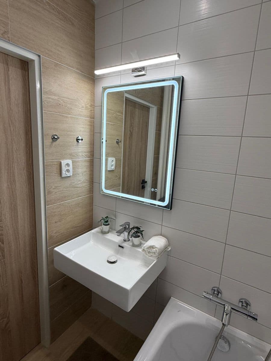 Pronájem bytu 2+1 56 m², Provaznická, Ostrava, Moravskoslezský kraj Pronájem bytu 2+1 56 m², Provaznická, Ostrava, Moravskoslezský kraj