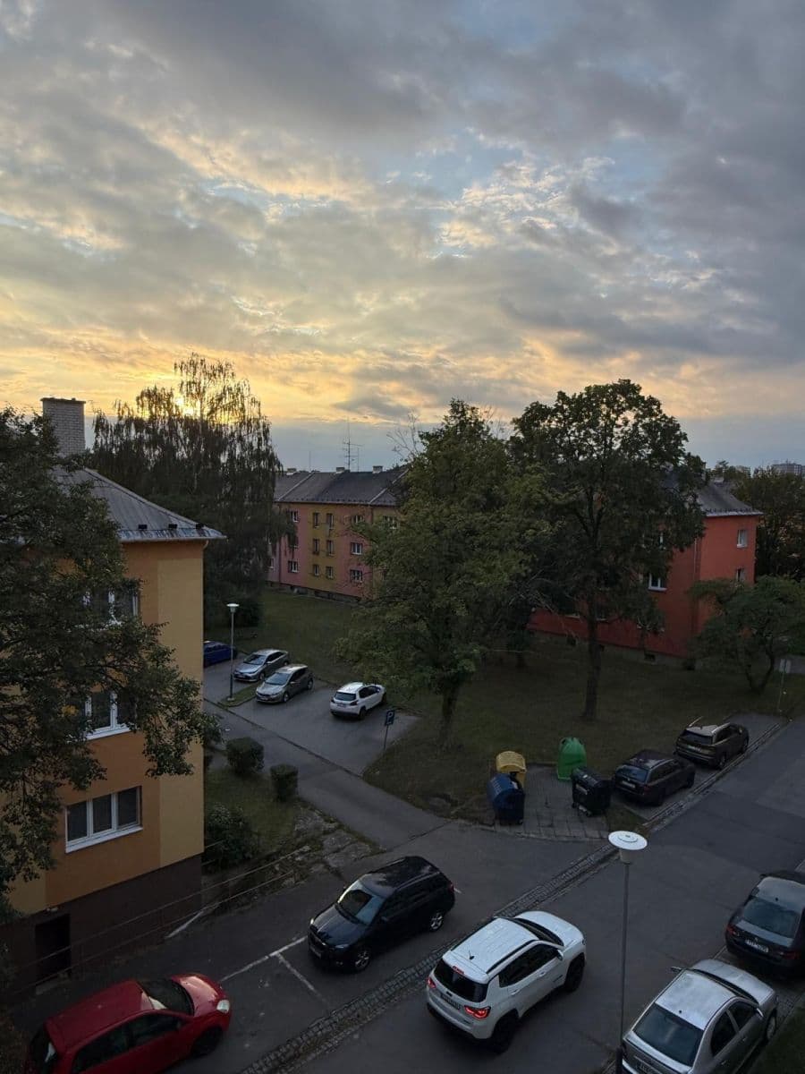 Pronájem bytu 2+1 56 m², Provaznická, Ostrava, Moravskoslezský kraj Pronájem bytu 2+1 56 m², Provaznická, Ostrava, Moravskoslezský kraj