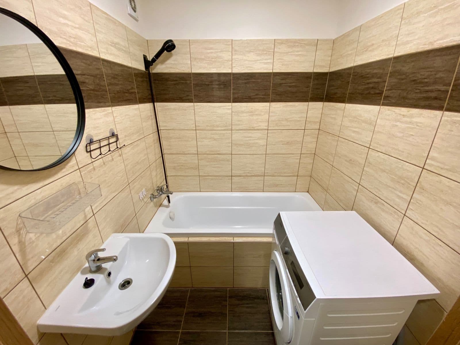Pronájem bytu 2+1 53 m², Rýmařovská, Praha, Praha Pronájem bytu 2+1 53 m², Rýmařovská, Praha, Praha