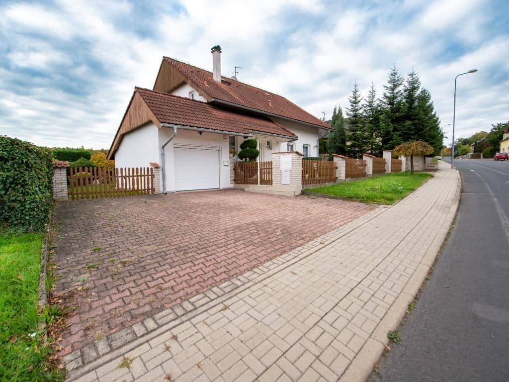 Prodej domu 160 m², pozemek 2.883 m², Mostecká, Braňany, Ústecký kraj Prodej domu 160 m², pozemek 2.883 m², Mostecká, Braňany, Ústecký kraj