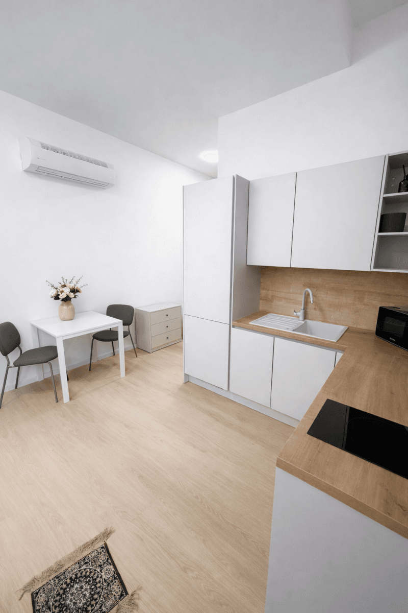 Pronájem bytu 1+1 45 m², Poštová, Bratislava - mestská časť Staré Mesto, Bratislavský kraj Pronájem bytu 1+1 45 m², Poštová, Bratislava - mestská časť Staré Mesto, Bratislavský kraj