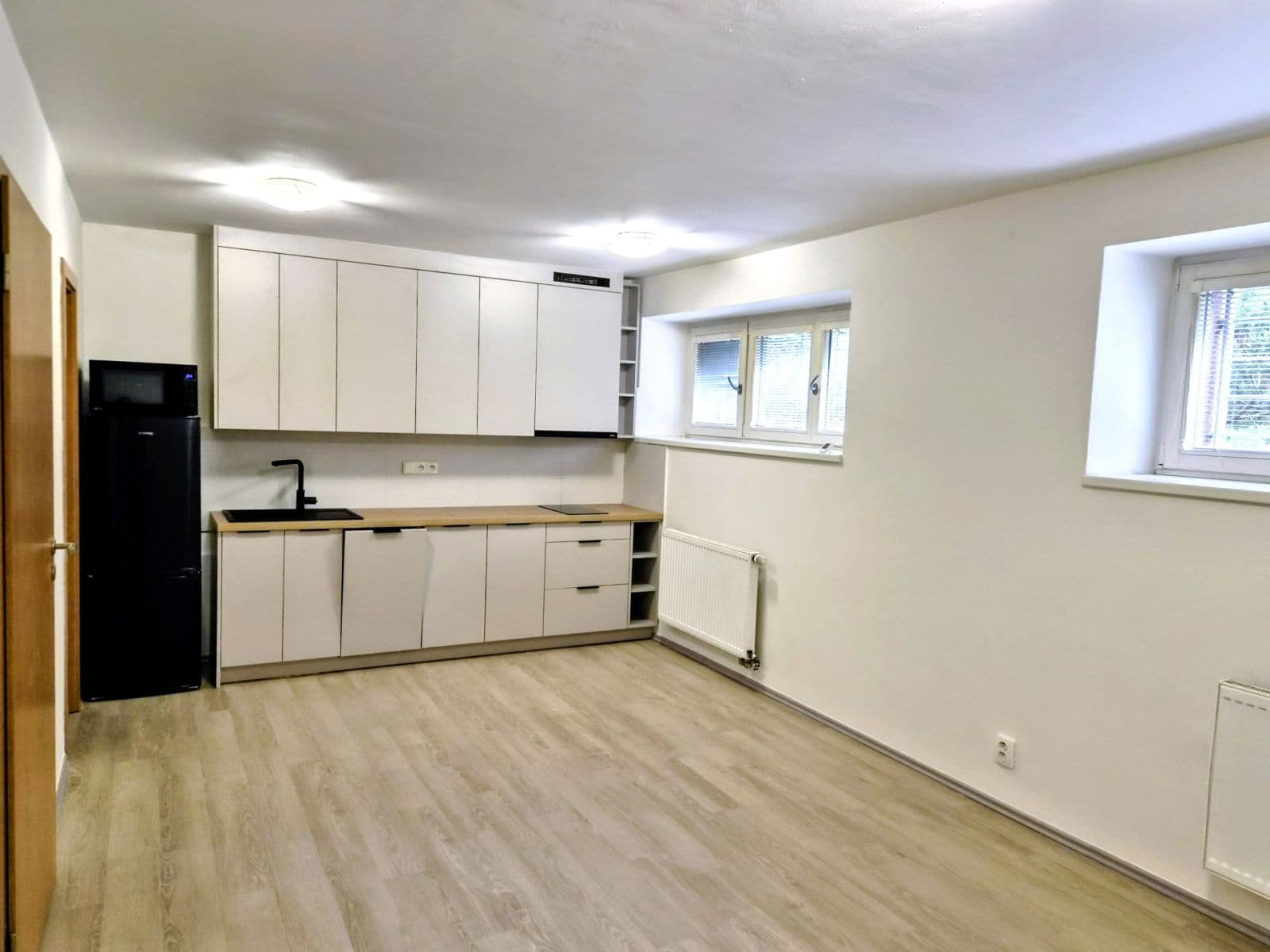 Pronájem bytu 1+kk 35 m², Na Záhonech, Praha, Praha Pronájem bytu 1+kk 35 m², Na Záhonech, Praha, Praha