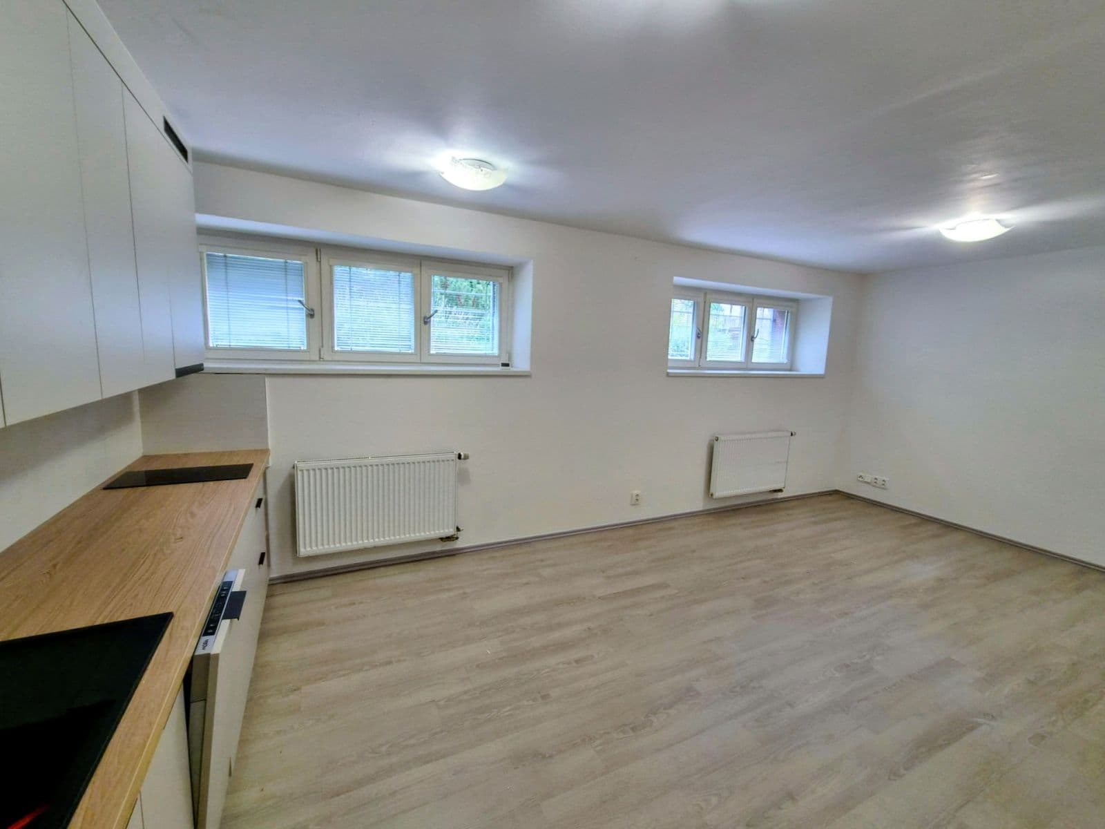Pronájem bytu 1+kk 35 m², Na Záhonech, Praha, Praha Pronájem bytu 1+kk 35 m², Na Záhonech, Praha, Praha