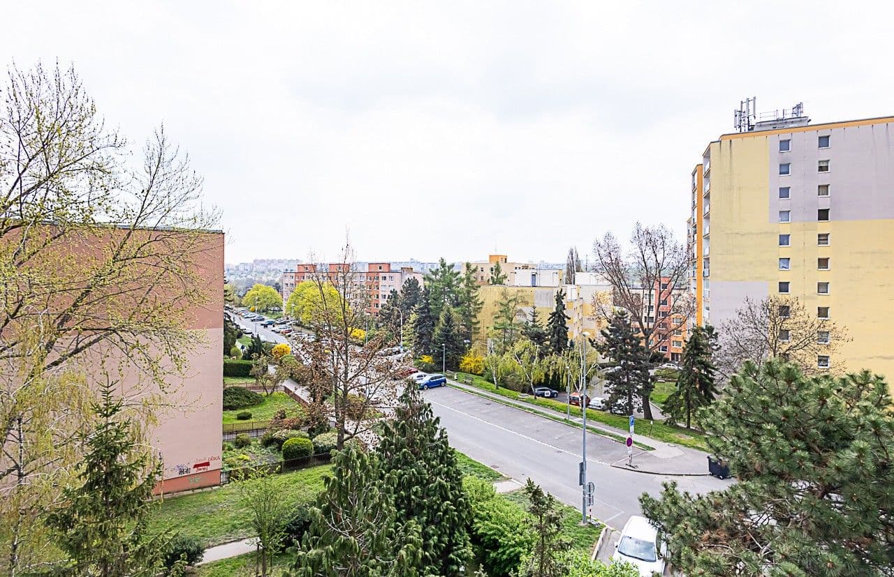 Prodej bytu 3+1 77 m², Hvozdíková, Praha, Praha Prodej bytu 3+1 77 m², Hvozdíková, Praha, Praha