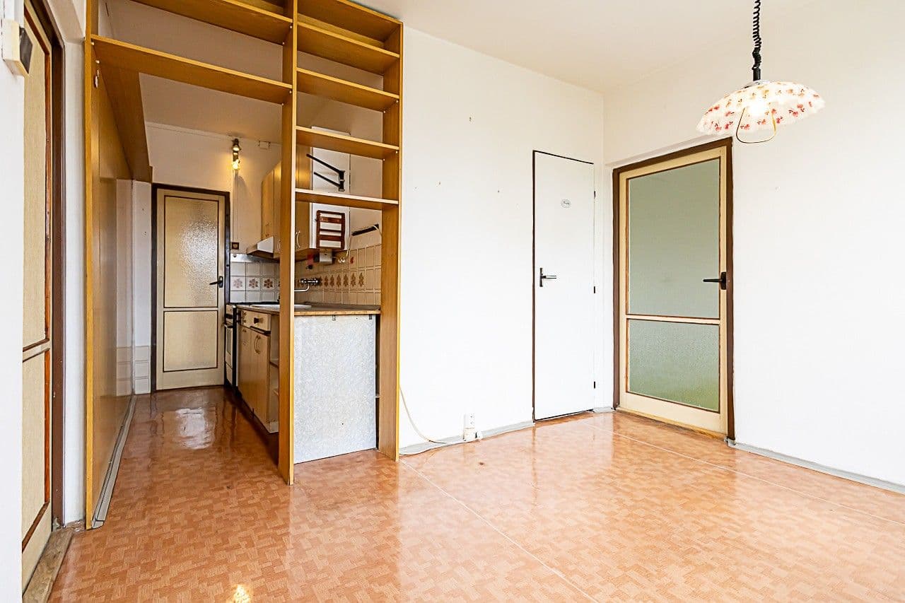 Prodej bytu 3+1 77 m², Hvozdíková, Praha, Praha Prodej bytu 3+1 77 m², Hvozdíková, Praha, Praha