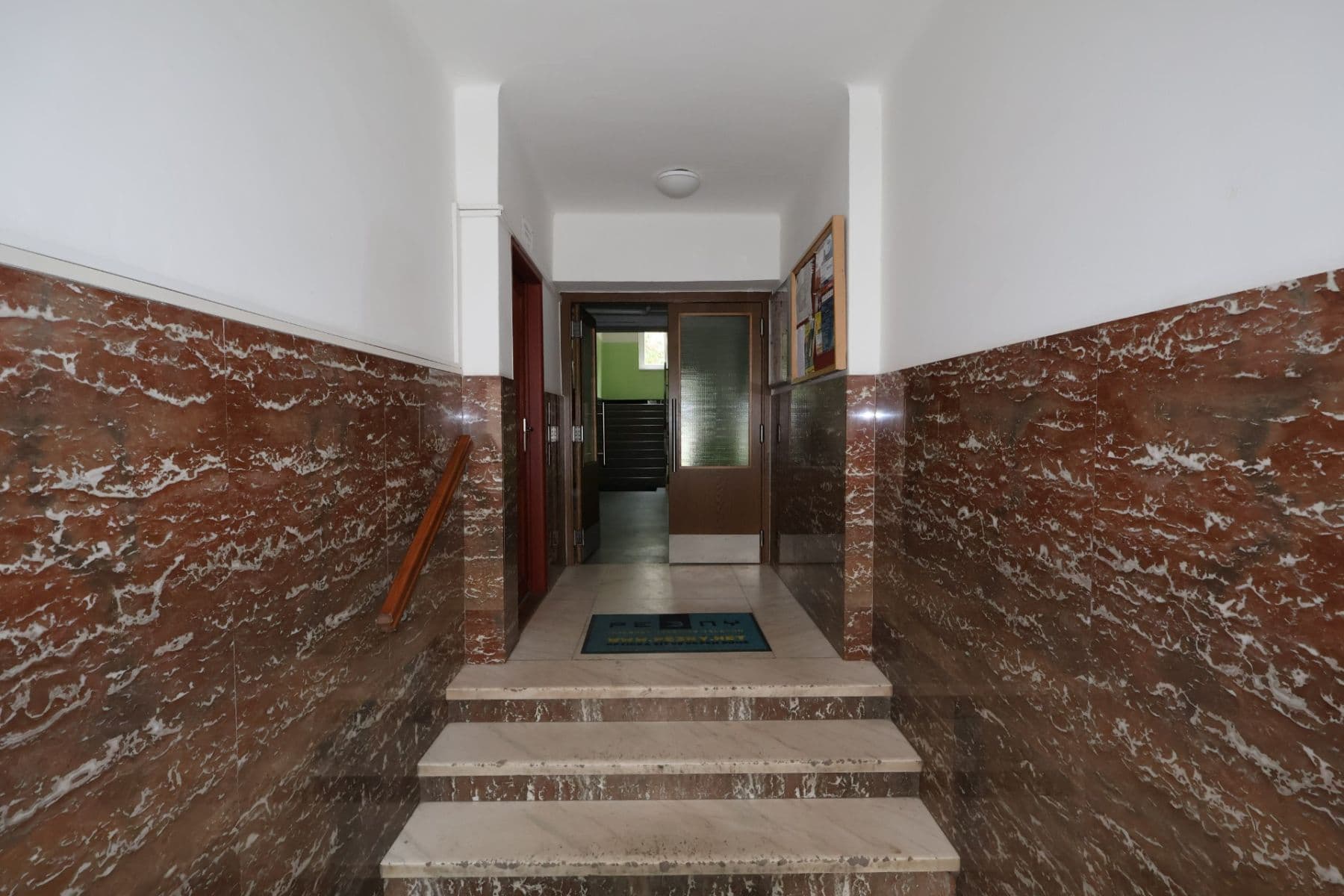 Pronájem bytu 1+1 44 m², Malešická, Praha, Praha Pronájem bytu 1+1 44 m², Malešická, Praha, Praha