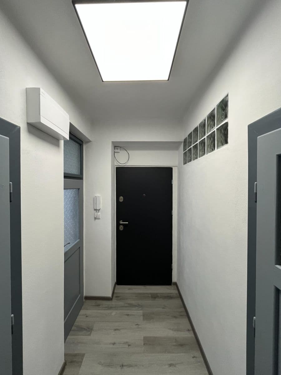 Pronájem bytu 2+kk 56 m², Na Vyhlídce, Jihlava, Kraj Vysočina Pronájem bytu 2+kk 56 m², Na Vyhlídce, Jihlava, Kraj Vysočina