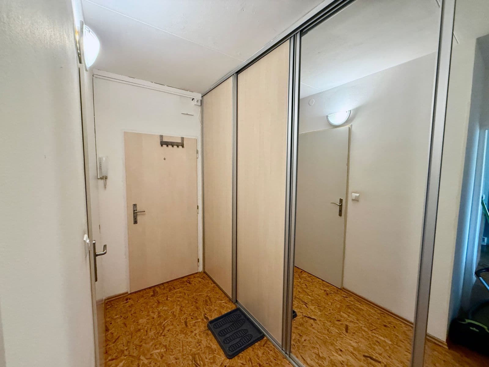 Pronájem bytu 2+kk 40 m², Mirovická, Praha, Praha Pronájem bytu 2+kk 40 m², Mirovická, Praha, Praha