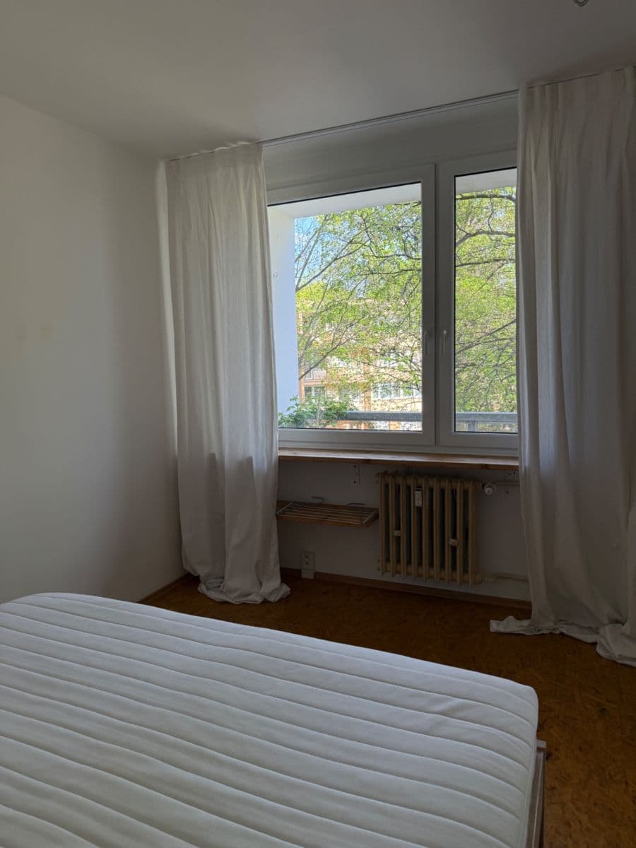 Pronájem bytu 2+kk 40 m², Mirovická, Praha, Praha Pronájem bytu 2+kk 40 m², Mirovická, Praha, Praha
