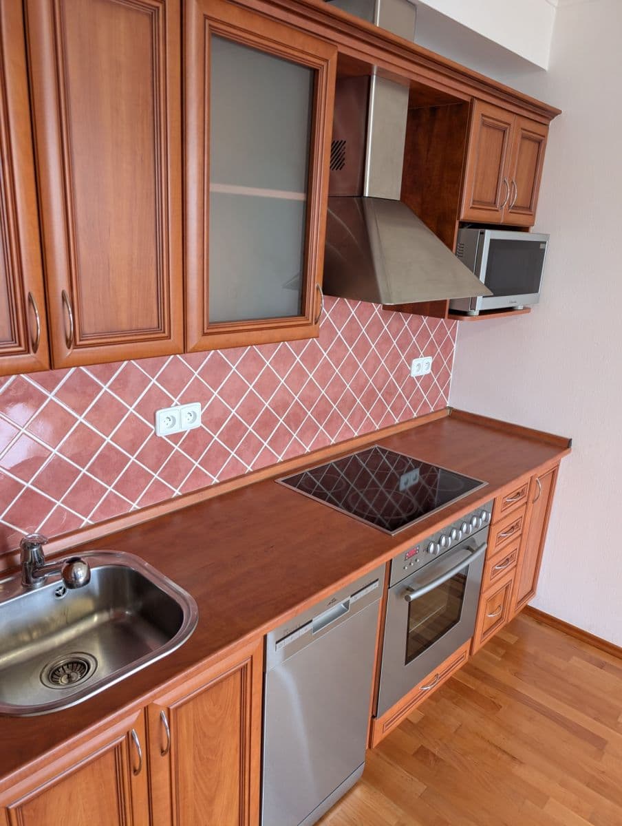 Pronájem bytu 1+1 52 m², Petržílkova, Praha, Praha Pronájem bytu 1+1 52 m², Petržílkova, Praha, Praha