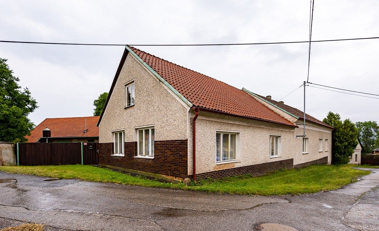 Prodej domu 197 m², pozemek 5.878 m², Zaječov, Středočeský kraj Prodej domu 197 m², pozemek 5.878 m², Zaječov, Středočeský kraj