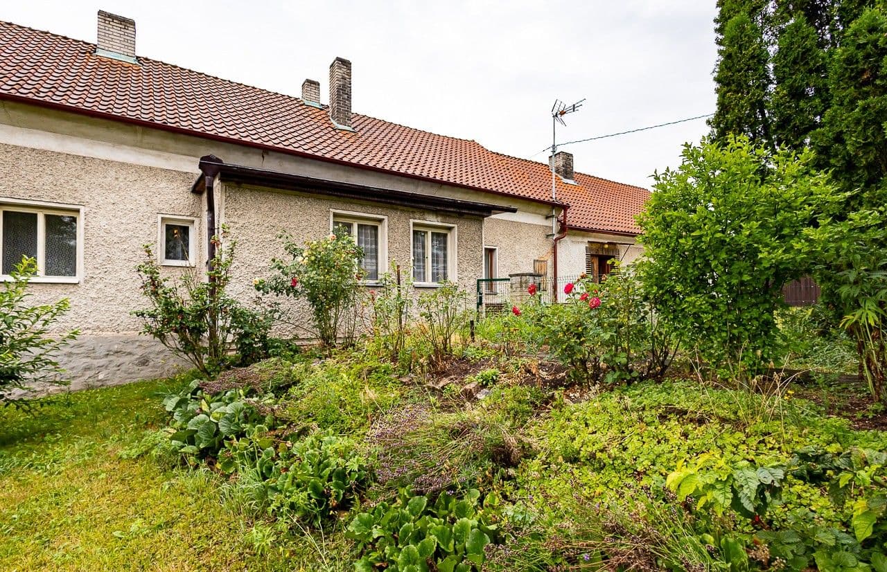 Prodej domu 197 m², pozemek 5.878 m², Zaječov, Středočeský kraj Prodej domu 197 m², pozemek 5.878 m², Zaječov, Středočeský kraj