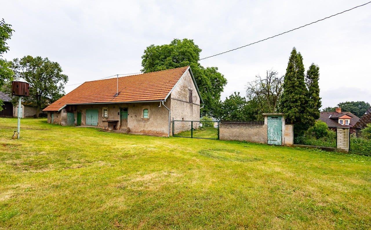 Prodej domu 197 m², pozemek 5.878 m², Zaječov, Středočeský kraj Prodej domu 197 m², pozemek 5.878 m², Zaječov, Středočeský kraj