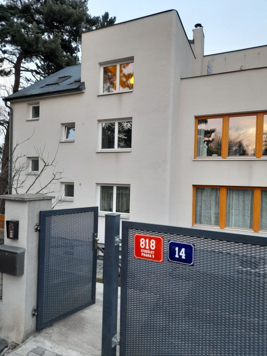 Pronájem bytu 3+1 80 m², Okruhová, Praha, Praha Pronájem bytu 3+1 80 m², Okruhová, Praha, Praha