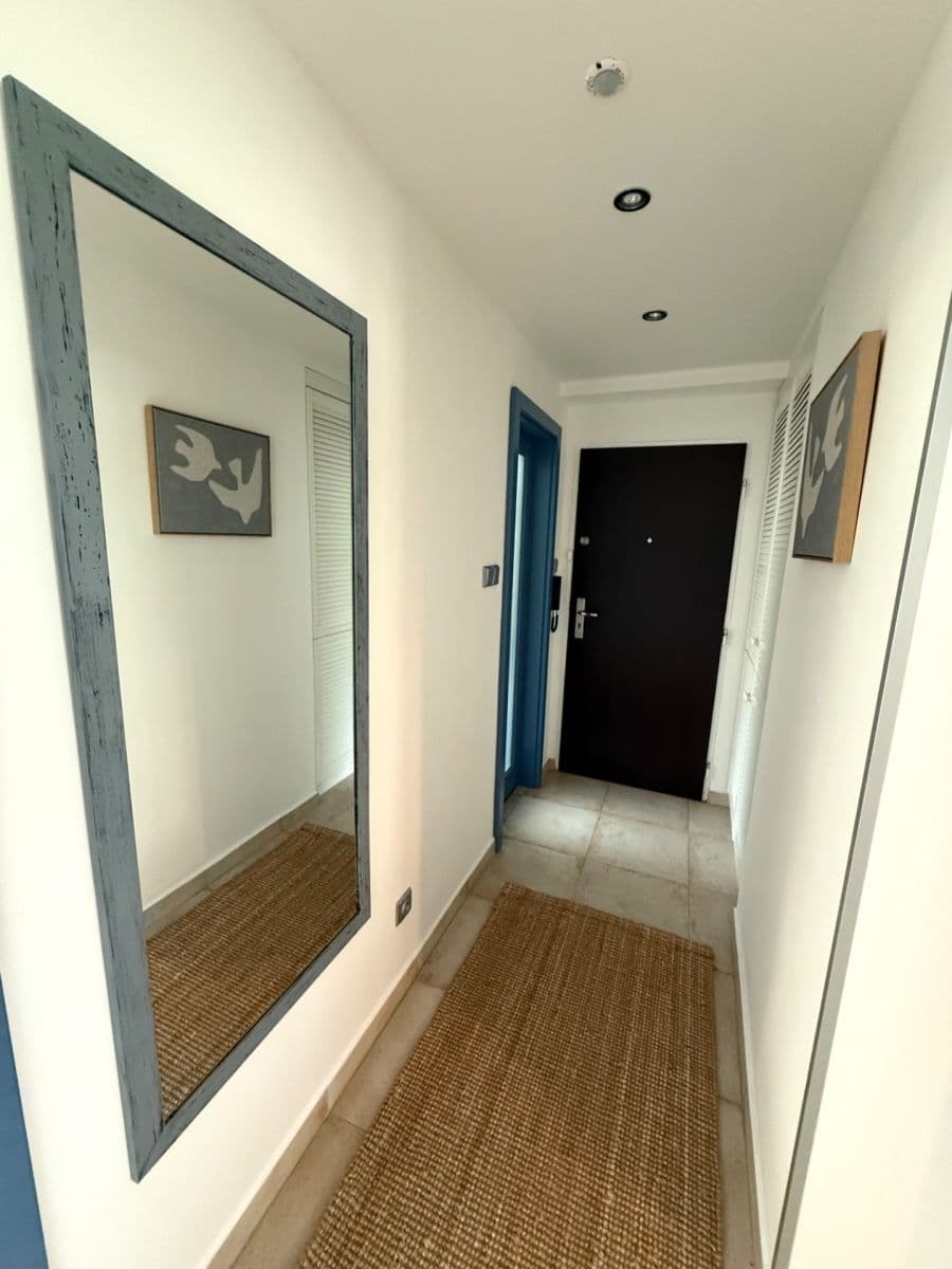 Pronájem bytu 3+1 80 m², Okruhová, Praha, Praha Pronájem bytu 3+1 80 m², Okruhová, Praha, Praha